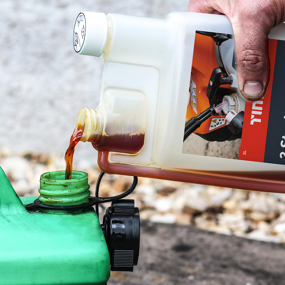 2 Stroke Engine Oil - Image 3