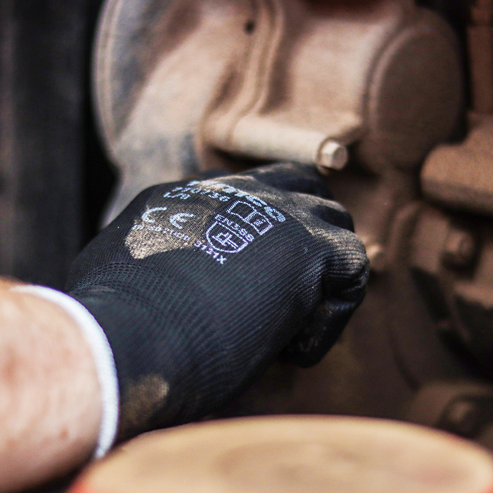 Durable Grip Glove PU - Image 3
