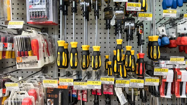 Building Hardware & Supplies